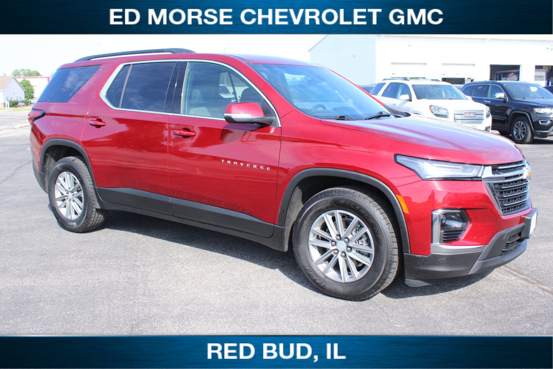 2023 Chevrolet Traverse LT Cloth in Radiant Red Tintcoat — front three-quarter view